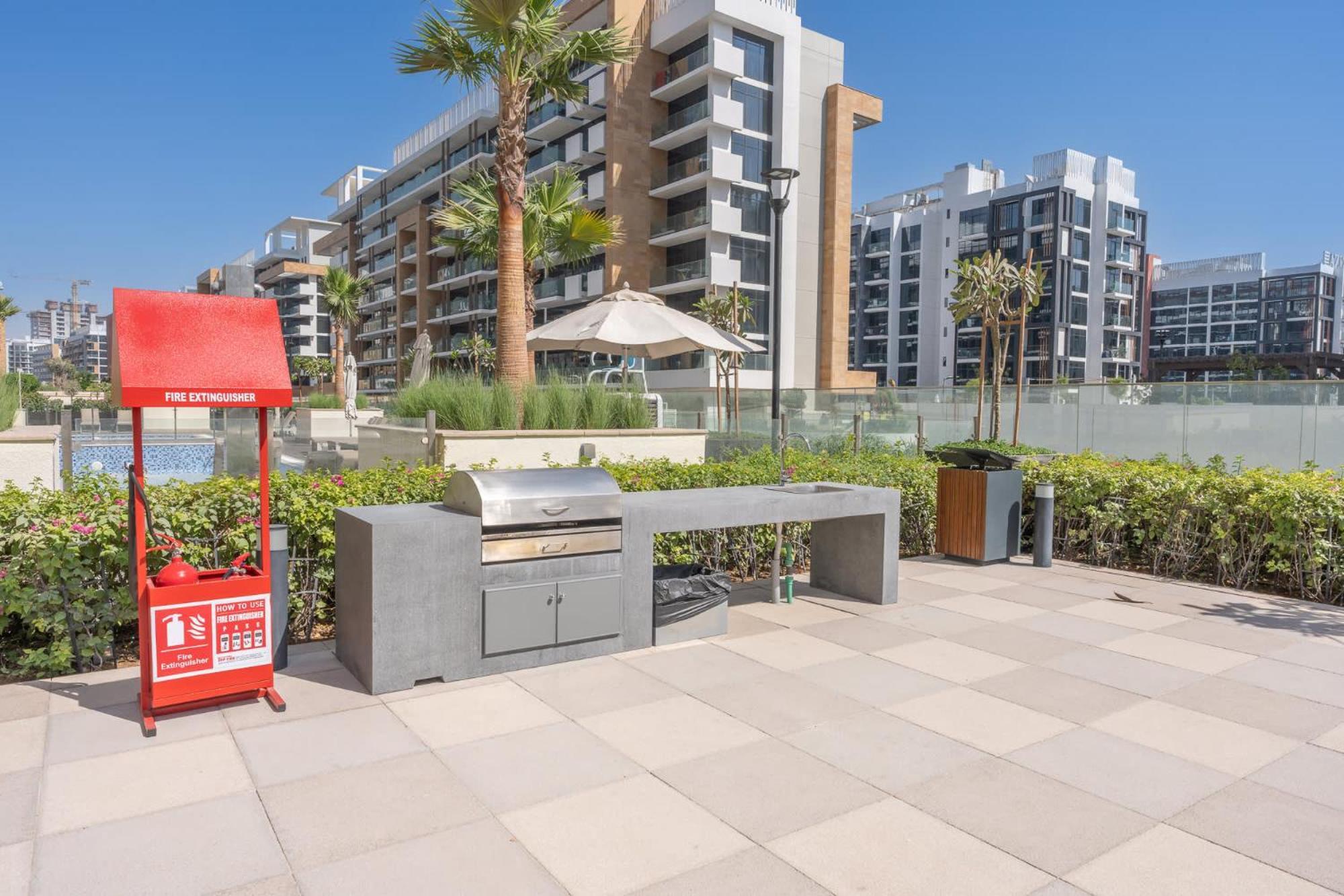 Apartment Modern 1-bedroom At Azizi Riviera In Meydan *